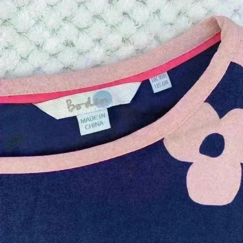 Boden Navy Dress with pink flowers sz 6 floral office business casual summer - Picture 2 of 9
